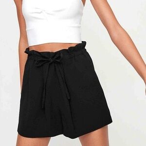 Aritzia Babaton Salim High Rise Paperbag Shorts Black Mirror Crepe Sz M